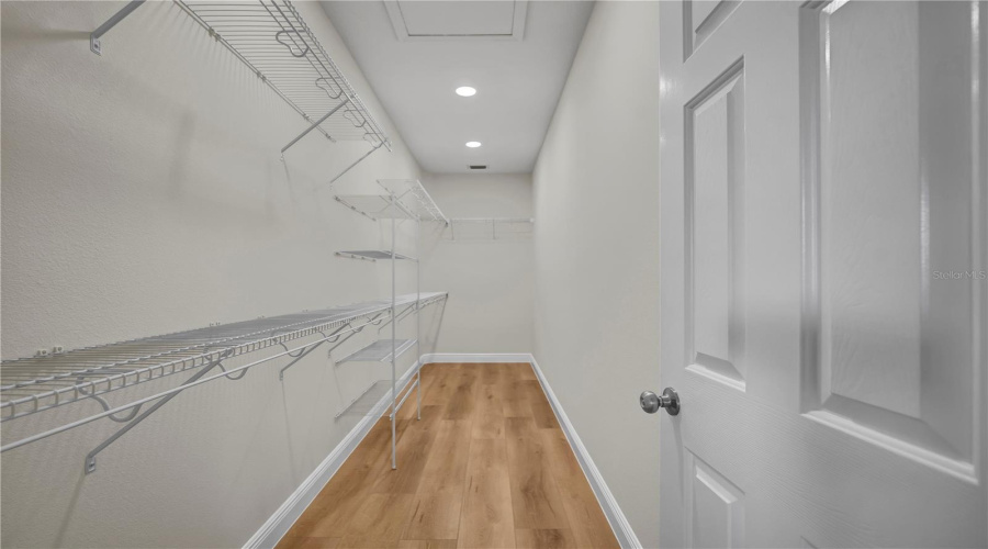 Leesburg, Florida 34748, 3 Bedroom Bedrooms, ,2 Bathroombathrooms,Residential,For Sale,Prince Andrew,0,Mfrg5115728