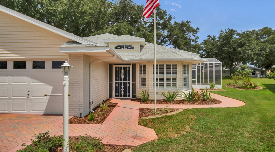 Leesburg, Florida 34748, 3 Bedroom Bedrooms, ,2 Bathroombathrooms,Residential,For Sale,Prince Andrew,0,Mfrg5115728