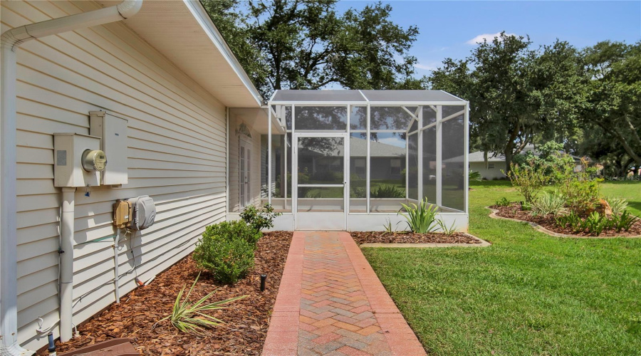 Leesburg, Florida 34748, 3 Bedroom Bedrooms, ,2 Bathroombathrooms,Residential,For Sale,Prince Andrew,0,Mfrg5115728