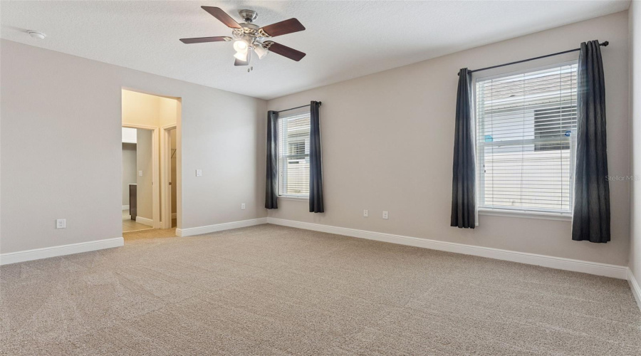 St Cloud, Florida 34771, 3 Bedroom Bedrooms, ,2 Bathroombathrooms,Residential,For Sale,Caterpillar,0,Mfro6435934