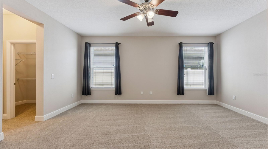 St Cloud, Florida 34771, 3 Bedroom Bedrooms, ,2 Bathroombathrooms,Residential,For Sale,Caterpillar,0,Mfro6435934