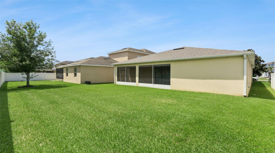 St Cloud, Florida 34771, 3 Bedroom Bedrooms, ,2 Bathroombathrooms,Residential,For Sale,Caterpillar,0,Mfro6435934