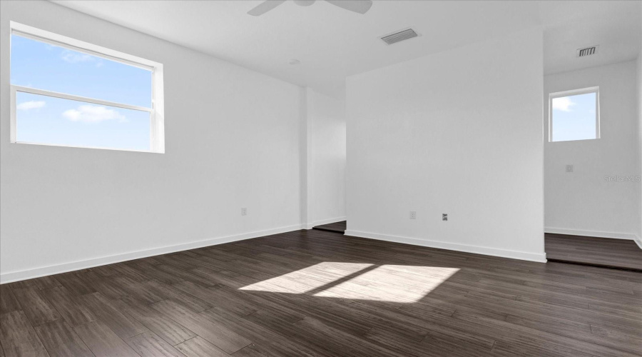 Seffner, Florida 33584, 3 Bedroom Bedrooms, ,3 Bathroombathrooms,Residential,For Sale,Chastain,0,Mfrs5156266