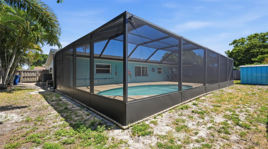 Screened-In Pool