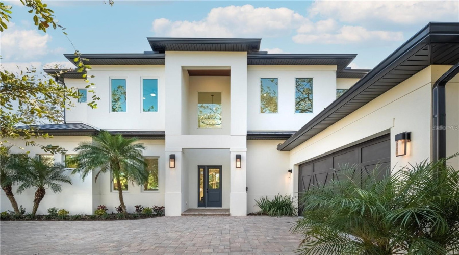 Sarasota, Florida 34239, 5 Bedroom Bedrooms, ,5 Bathroombathrooms,Residential,For Sale,Floyd,0,Mfra4702530