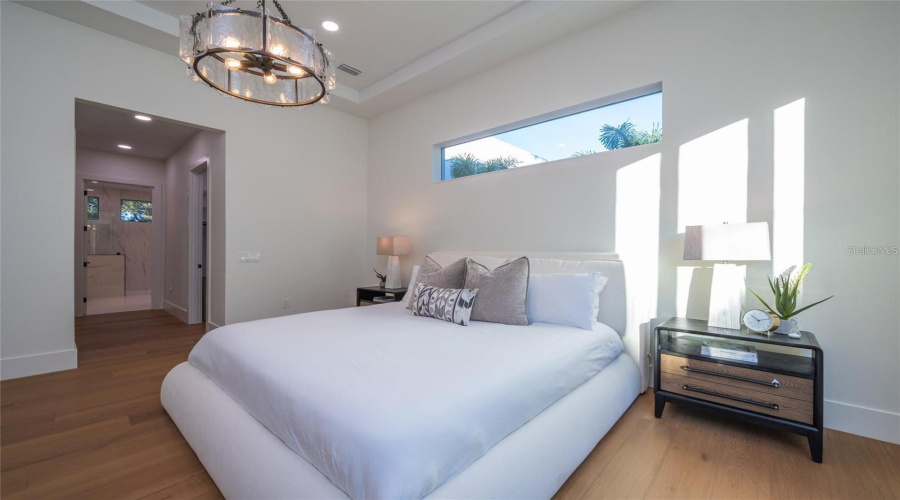 Sarasota, Florida 34239, 5 Bedroom Bedrooms, ,5 Bathroombathrooms,Residential,For Sale,Floyd,0,Mfra4702530