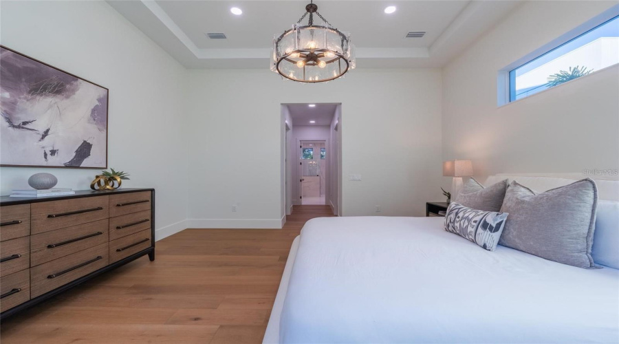 Sarasota, Florida 34239, 5 Bedroom Bedrooms, ,5 Bathroombathrooms,Residential,For Sale,Floyd,0,Mfra4702530