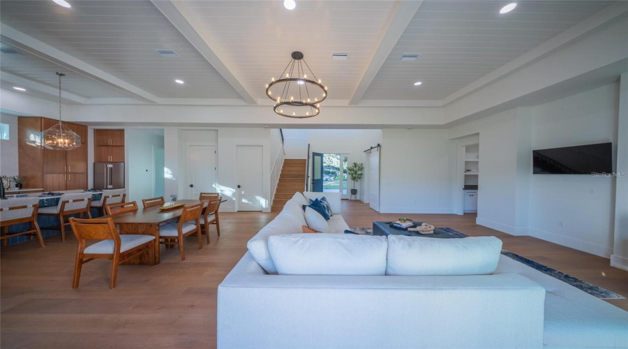 Sarasota, Florida 34239, 5 Bedroom Bedrooms, ,5 Bathroombathrooms,Residential,For Sale,Floyd,0,Mfra4702530