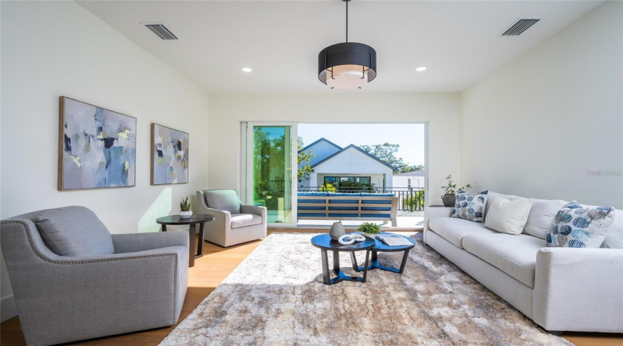 Sarasota, Florida 34239, 5 Bedroom Bedrooms, ,5 Bathroombathrooms,Residential,For Sale,Floyd,0,Mfra4702530