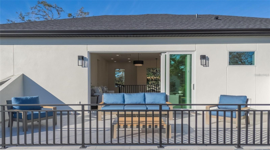Sarasota, Florida 34239, 5 Bedroom Bedrooms, ,5 Bathroombathrooms,Residential,For Sale,Floyd,0,Mfra4702530