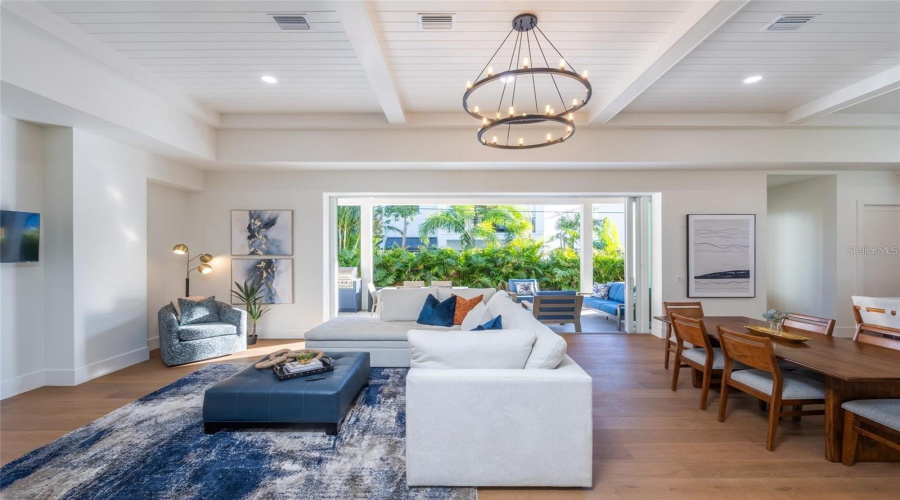 Sarasota, Florida 34239, 5 Bedroom Bedrooms, ,5 Bathroombathrooms,Residential,For Sale,Floyd,0,Mfra4702530