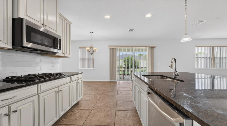 Riverview, Florida 33579, 4 Bedroom Bedrooms, ,3 Bathroombathrooms,Residential,For Sale,Lake Lucaya,0,Mfrtb8526302
