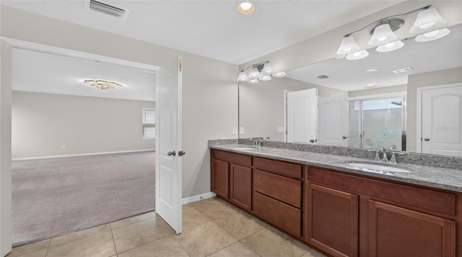 Riverview, Florida 33579, 4 Bedroom Bedrooms, ,3 Bathroombathrooms,Residential,For Sale,Lake Lucaya,0,Mfrtb8526302