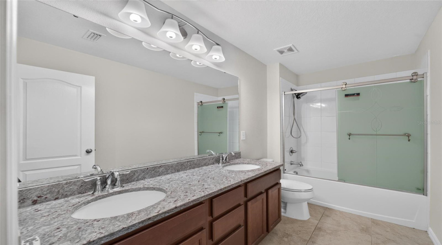 Riverview, Florida 33579, 4 Bedroom Bedrooms, ,3 Bathroombathrooms,Residential,For Sale,Lake Lucaya,0,Mfrtb8526302