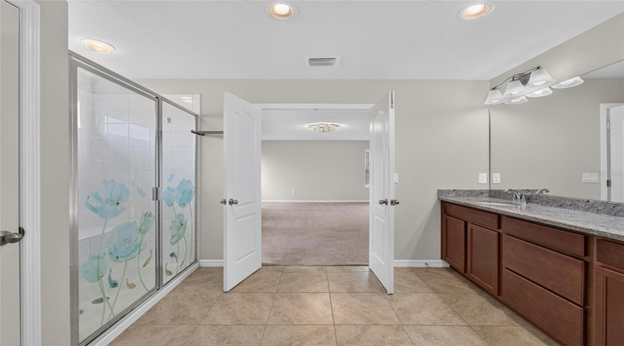 Riverview, Florida 33579, 4 Bedroom Bedrooms, ,3 Bathroombathrooms,Residential,For Sale,Lake Lucaya,0,Mfrtb8526302