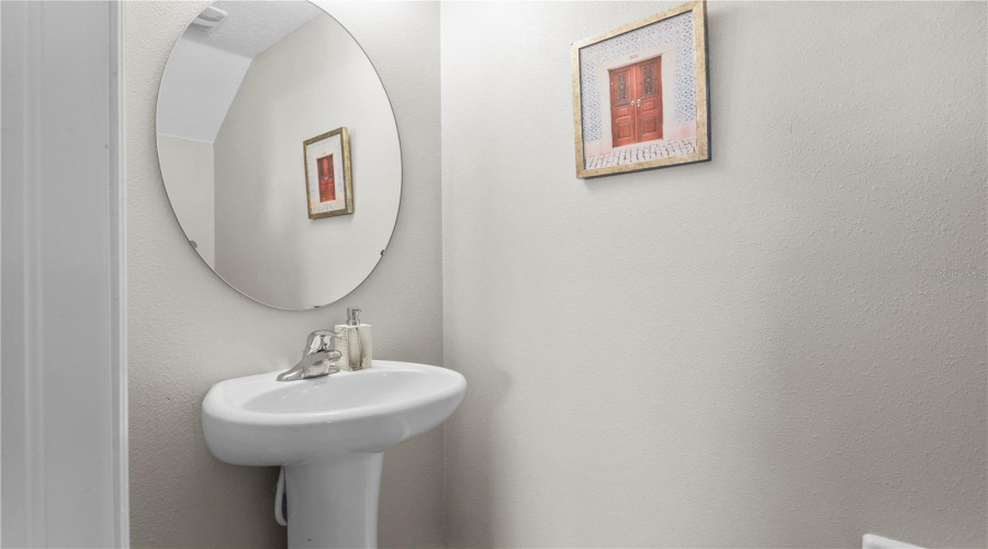 Tampa, Florida 33619, 2 Bedroom Bedrooms, ,2 Bathroombathrooms,Residential,For Sale,Ginger Lily,0,Mfrtb8542645