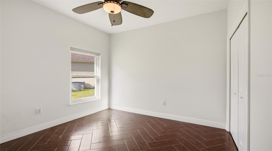 Bradenton, Florida 34202, 3 Bedroom Bedrooms, ,2 Bathroombathrooms,Residential,For Sale,Hollybush,0,Mfrr4911496