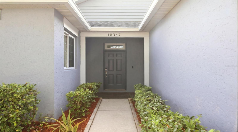Bradenton, Florida 34202, 3 Bedroom Bedrooms, ,2 Bathroombathrooms,Residential,For Sale,Hollybush,0,Mfrr4911496