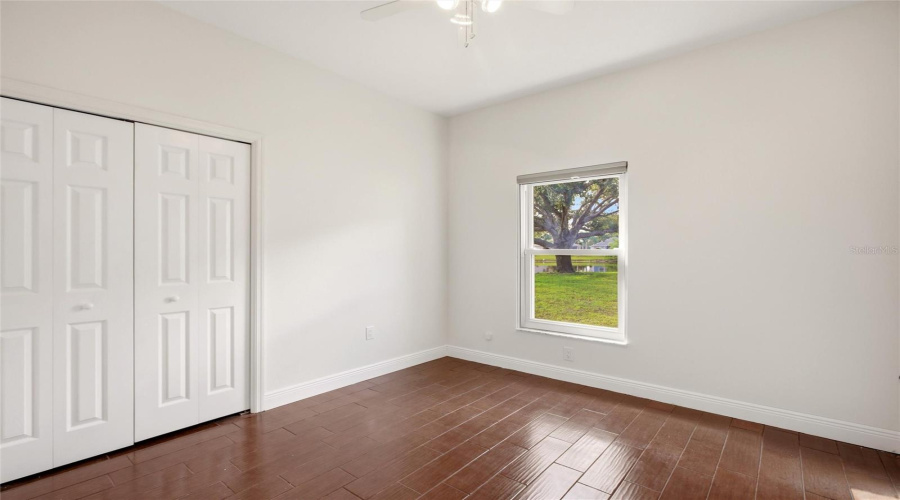 Bradenton, Florida 34202, 3 Bedroom Bedrooms, ,2 Bathroombathrooms,Residential,For Sale,Hollybush,0,Mfrr4911496