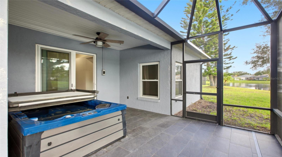 Bradenton, Florida 34202, 3 Bedroom Bedrooms, ,2 Bathroombathrooms,Residential,For Sale,Hollybush,0,Mfrr4911496