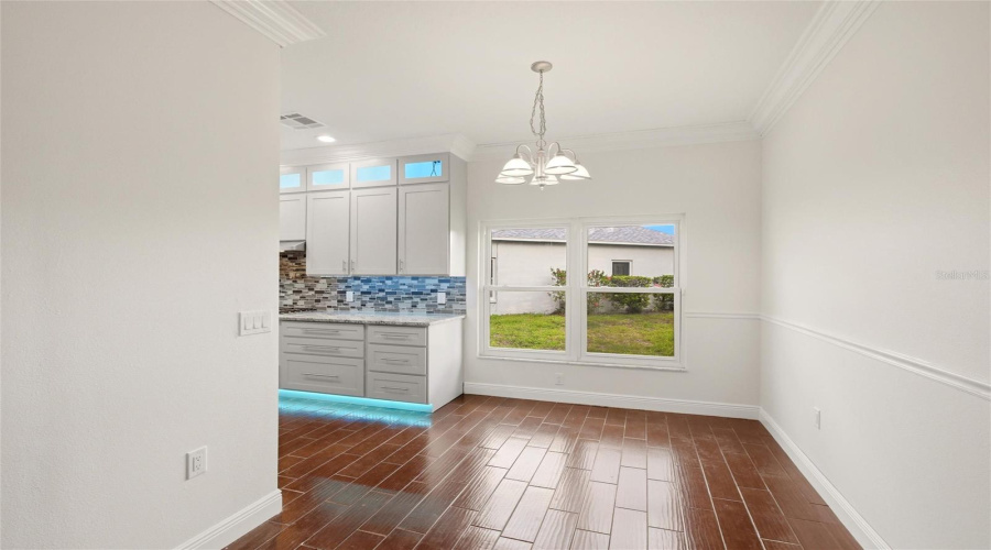 Bradenton, Florida 34202, 3 Bedroom Bedrooms, ,2 Bathroombathrooms,Residential,For Sale,Hollybush,0,Mfrr4911496
