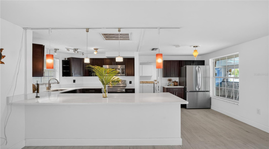 Bradenton, Florida 34208, 3 Bedroom Bedrooms, ,2 Bathroombathrooms,Residential,For Sale,Vermont,0,Mfra4695037