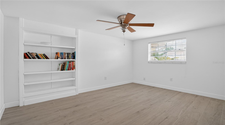 Bradenton, Florida 34208, 3 Bedroom Bedrooms, ,2 Bathroombathrooms,Residential,For Sale,Vermont,0,Mfra4695037