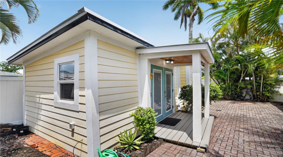 Bradenton, Florida 34208, 3 Bedroom Bedrooms, ,2 Bathroombathrooms,Residential,For Sale,Vermont,0,Mfra4695037