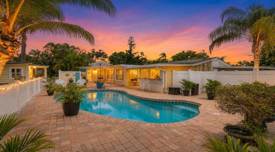 Bradenton, Florida 34208, 3 Bedroom Bedrooms, ,2 Bathroombathrooms,Residential,For Sale,Vermont,0,Mfra4695037