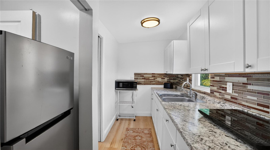 Bradenton, Florida 34208, 3 Bedroom Bedrooms, ,2 Bathroombathrooms,Residential,For Sale,Vermont,0,Mfra4695037