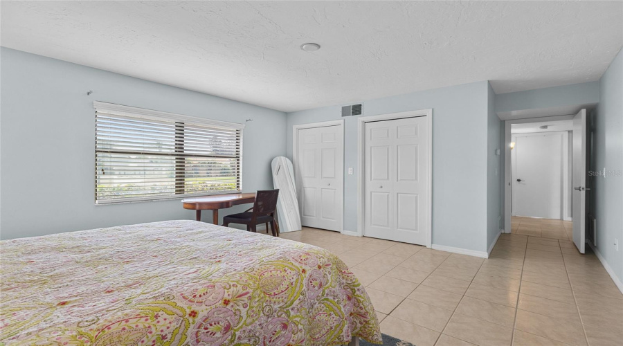Sarasota, Florida 34238, 3 Bedroom Bedrooms, ,2 Bathroombathrooms,Residential,For Sale,Torrey Pines,0,Mfra4703104