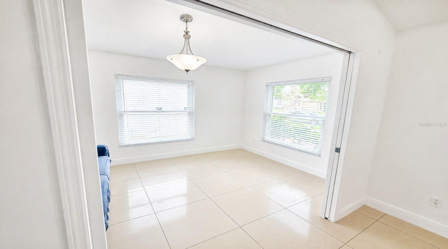 Orlando, Florida 32828, 4 Bedroom Bedrooms, ,2 Bathroombathrooms,Residential,For Sale,Maribou,0,Mfro6430047