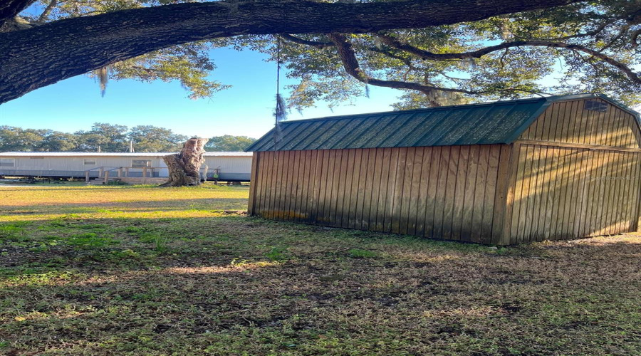 Lakeland, Florida 33809, 3 Bedroom Bedrooms, ,2 Bathroombathrooms,Residential,For Sale,Shady Oak,0,Mfro6436961