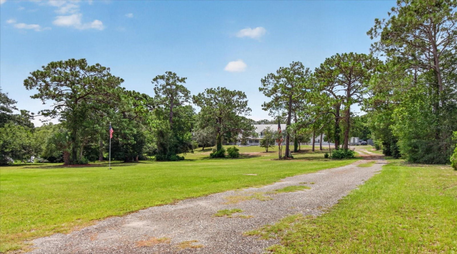 Dade City, Florida 33523, 3 Bedroom Bedrooms, ,2 Bathroombathrooms,Residential,For Sale,Ridge Manor,0,Mfrtb8536368