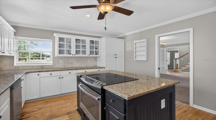 Dade City, Florida 33523, 3 Bedroom Bedrooms, ,2 Bathroombathrooms,Residential,For Sale,Ridge Manor,0,Mfrtb8536368