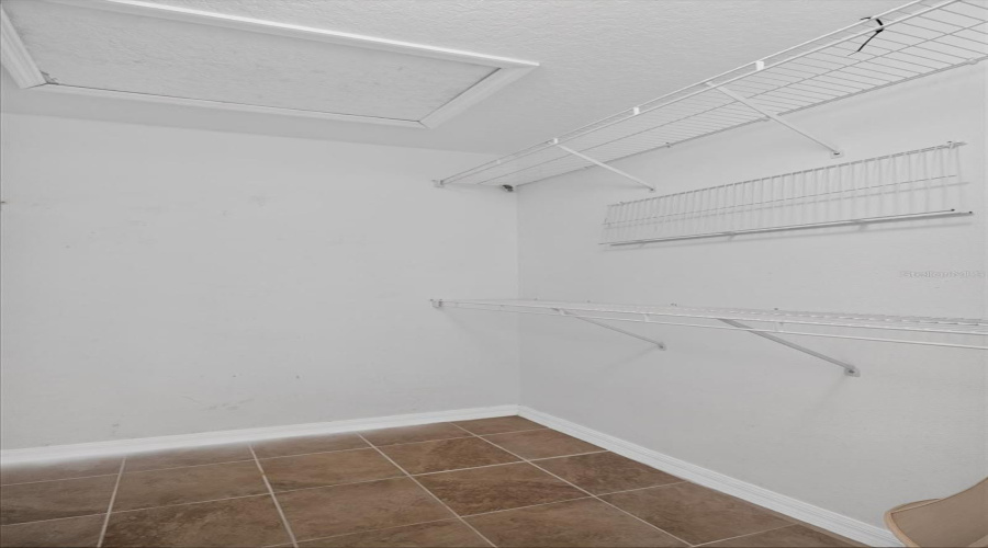 Dade City, Florida 33523, 3 Bedroom Bedrooms, ,2 Bathroombathrooms,Residential,For Sale,Ridge Manor,0,Mfrtb8536368