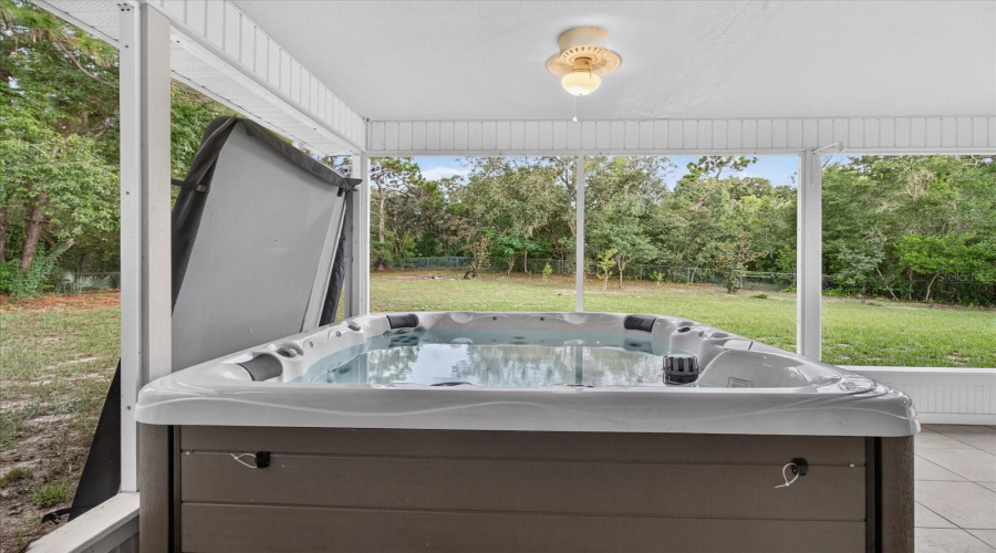Dade City, Florida 33523, 3 Bedroom Bedrooms, ,2 Bathroombathrooms,Residential,For Sale,Ridge Manor,0,Mfrtb8536368