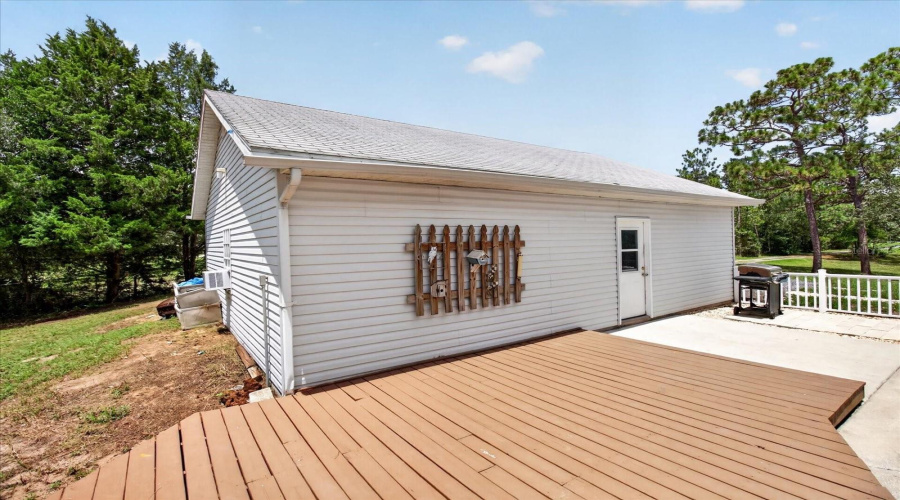 Dade City, Florida 33523, 3 Bedroom Bedrooms, ,2 Bathroombathrooms,Residential,For Sale,Ridge Manor,0,Mfrtb8536368