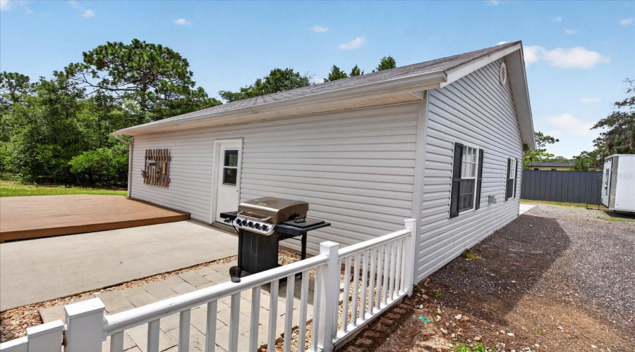 Dade City, Florida 33523, 3 Bedroom Bedrooms, ,2 Bathroombathrooms,Residential,For Sale,Ridge Manor,0,Mfrtb8536368