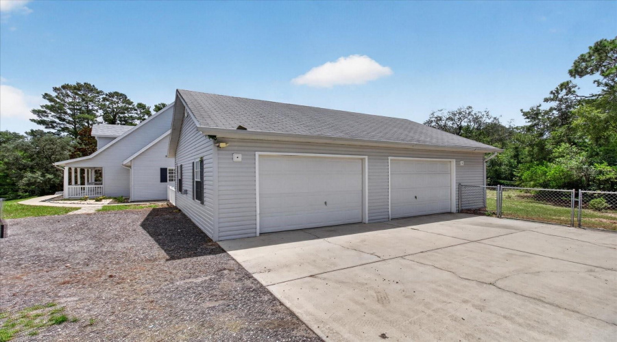 Dade City, Florida 33523, 3 Bedroom Bedrooms, ,2 Bathroombathrooms,Residential,For Sale,Ridge Manor,0,Mfrtb8536368