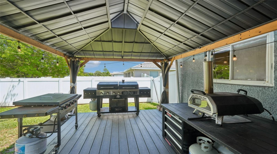 Cape Coral, Florida 33993, 4 Bedroom Bedrooms, ,2 Bathroombathrooms,Residential,For Sale,40Th,0,Mfra4691858