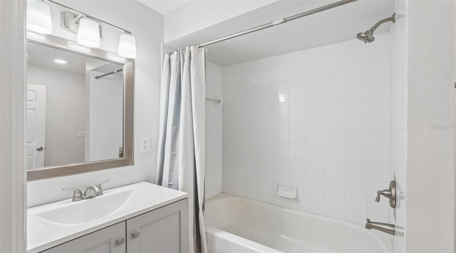 Cape Coral, Florida 33993, 4 Bedroom Bedrooms, ,2 Bathroombathrooms,Residential,For Sale,40Th,0,Mfra4691858