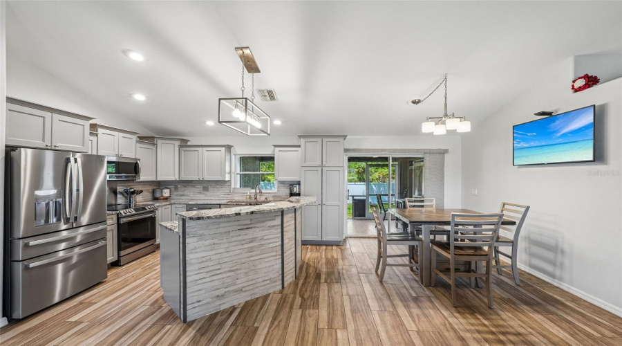 Cape Coral, Florida 33993, 4 Bedroom Bedrooms, ,2 Bathroombathrooms,Residential,For Sale,40Th,0,Mfra4691858
