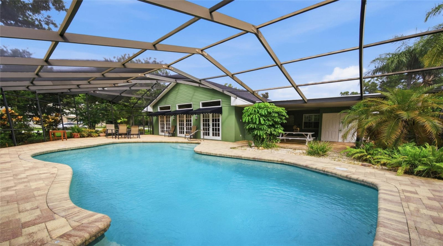 Screened Pool