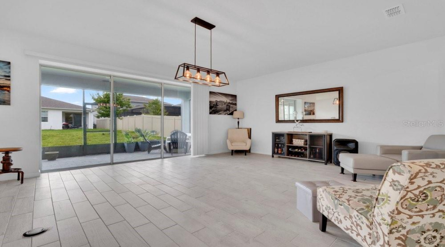 Orlando, Florida 32828, 5 Bedroom Bedrooms, ,4 Bathroombathrooms,Residential,For Sale,Grand Palm,0,Mfro6431734