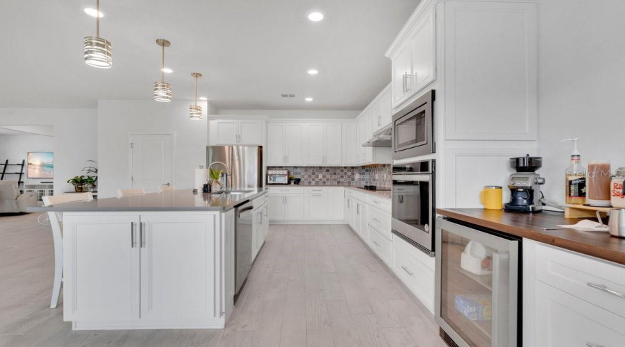 Orlando, Florida 32828, 5 Bedroom Bedrooms, ,4 Bathroombathrooms,Residential,For Sale,Grand Palm,0,Mfro6431734
