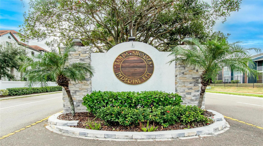 Tampa, Florida 33615, 4 Bedroom Bedrooms, ,2 Bathroombathrooms,Residential,For Sale,Drummond Rd,0,Mfrtb8539306