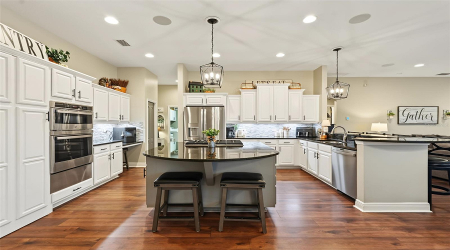 Tarpon Springs, Florida 34688, 4 Bedroom Bedrooms, ,4 Bathroombathrooms,Residential,For Sale,St Martin,0,Mfrtb8539973