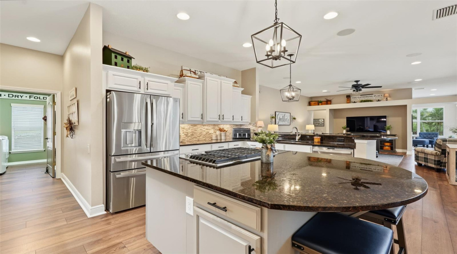 Tarpon Springs, Florida 34688, 4 Bedroom Bedrooms, ,4 Bathroombathrooms,Residential,For Sale,St Martin,0,Mfrtb8539973