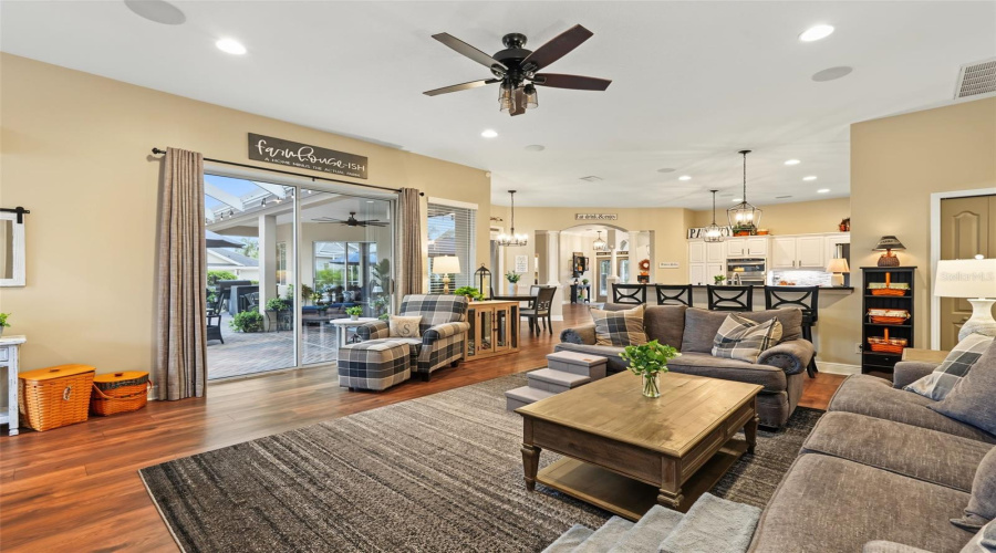 Tarpon Springs, Florida 34688, 4 Bedroom Bedrooms, ,4 Bathroombathrooms,Residential,For Sale,St Martin,0,Mfrtb8539973
